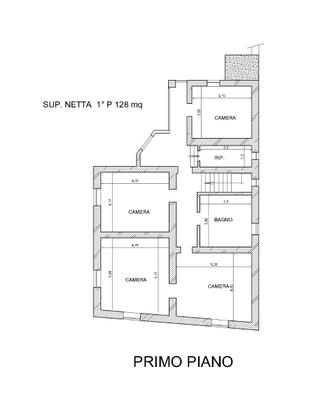 Intero fabbricato più terreno