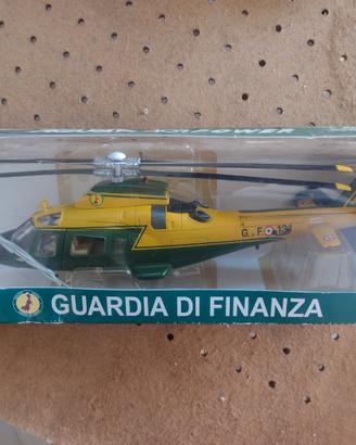 Elicottero in miniatura da esposizione 