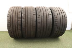Gomme Pirelli Pzero 285 35 23 325 30 23 estate
