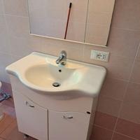Mobile bagno con specchio