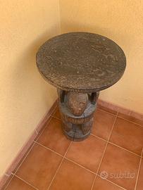 Sgabello in legno cocco