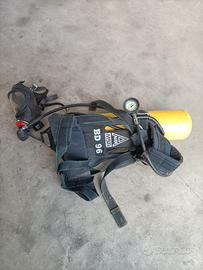 bombola con maschera 