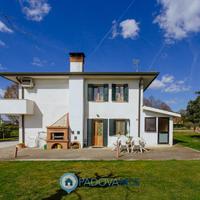 Pernumia - Casa singola + abitazione da ristruttur