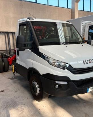 Iveco Daily 60-150 gru e ribaltabile