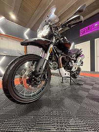 Moto Guzzi V85 TT Guardia d'Onore-Serie Limitata