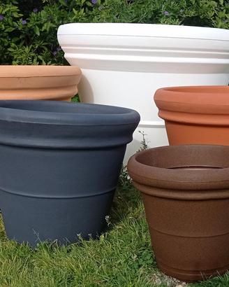 VASO TONDO DOPPIO BORDO LISCIO IN RESINA GIARDINO
