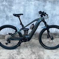 E-bike cube stereo race 140 carbonio
