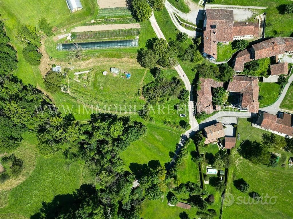 Rustico / Casale di 240 m² con 4 locali a Cisano B - Vista 2