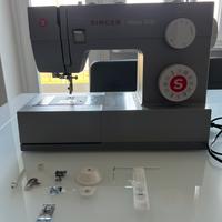 Macchina da cucire Singer Heavy  Duty 4432