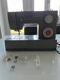 Macchina da cucire Singer Heavy  Duty 4432