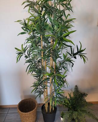 3 piante finte IKEA + statua cervo IKEA