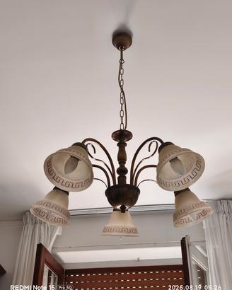 Lampadario a chiave greca