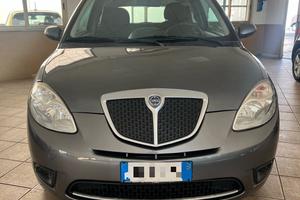 Lancia Ypsilon 1.2 Versus