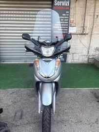 Honda SH 300 i