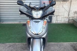 Honda SH 300 i