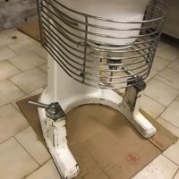 Impastatrice mescolatrice planetaria