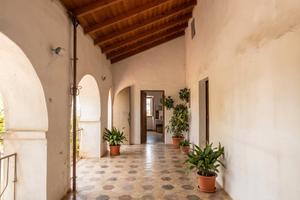 Casa campidanese con terreno zona B