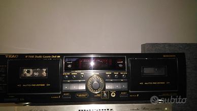 TEAC W-790R Double Cassette Deck