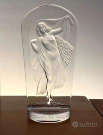 Ornamento di cristallo della dea Lalique