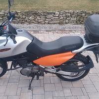Suzuki XF Freewind 650 - 2001