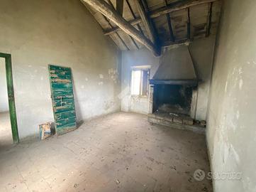 RUSTICO A MONTEFIASCONE