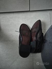 scarpe con lacci