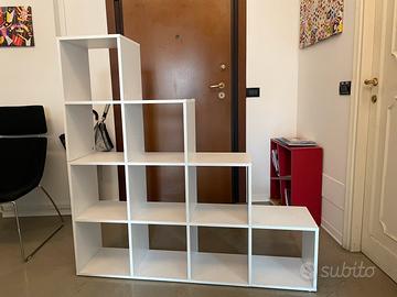 Mobile portalibri o oggetti