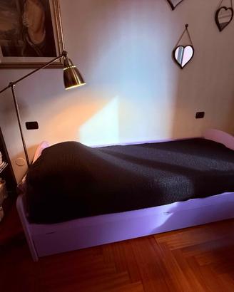 Letto doppio ragazze