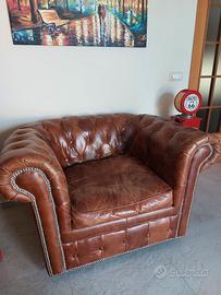 Poltrona Chesterfield imbottita in cuoio