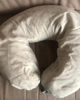 Cuscino allattamento modello “Abbraccio Luna”