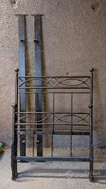 letto singolo in ferro battuto 