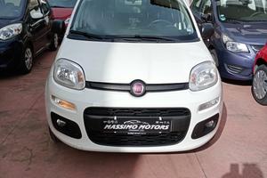Fiat Panda 1.2 Lounge uconnect,pari al nuovo.