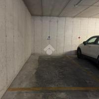 AUTORIMESSA A LAZISE