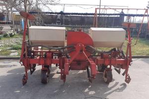 SEMINATRICE PER MAIS