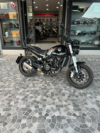 Benelli Leoncino 500