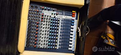 mixer souncraft eflexicon 10 canali di cui  2 ster