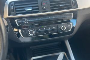 Auto in perfette condizioni.