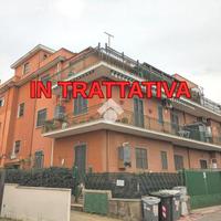 2 LOCALI A CIAMPINO