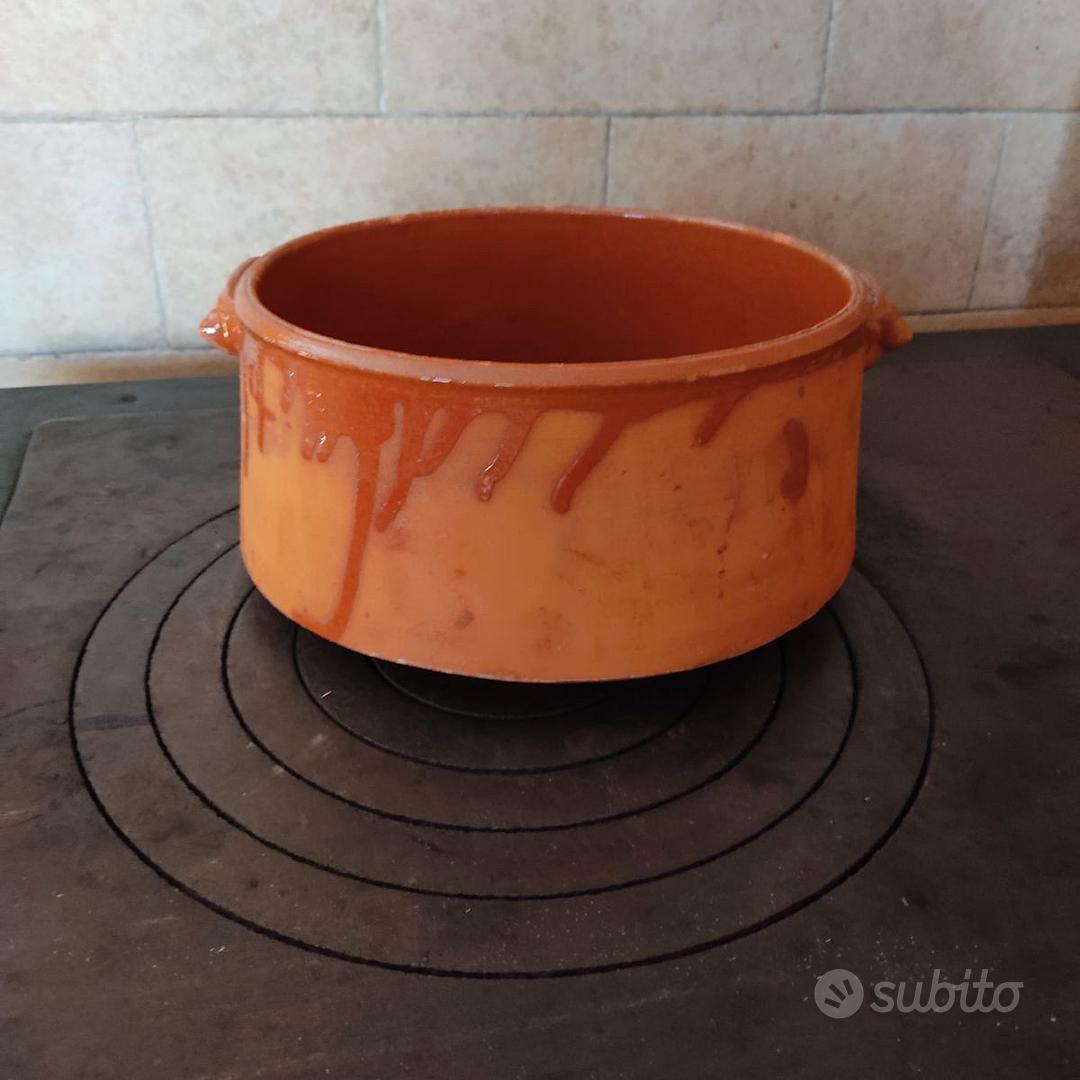 PENTOLA IN TERRACOTTA CON COPERCHIO - Arredamento e Casalinghi In vendita a  Viterbo