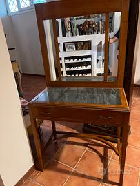 Consolle, toilette, mobile con specchio e sgabelli