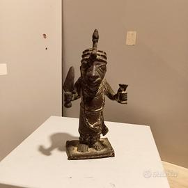 Scultura Artigianale in Bronzo Nigeria.