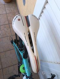 Bianchi Intrepida Carbon, veloce da strada, 2016