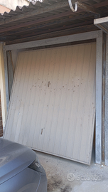 Porta basculante per garage