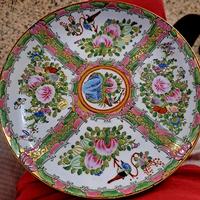 piatto decorativo in porcellana cinese,