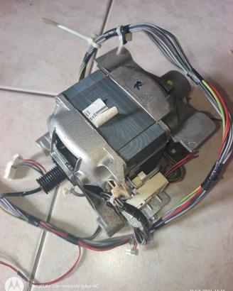 Motore elettrico di lavatrice Ignis LEI 1270