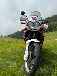 Honda Africa Twin 750 RD07A