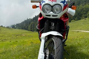 Honda Africa Twin 750 RD07A