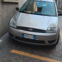 Ford Fiesta 1.4 zetec 5p neopatentati 