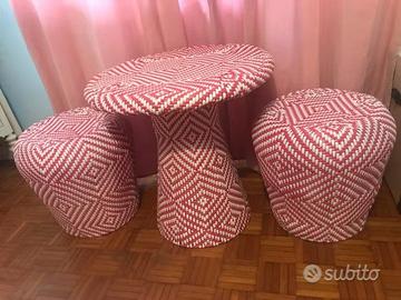 Tavolino + 2 sedute per bambini