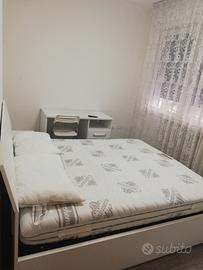 Camera da letto ristrutturata (spese incluse)
